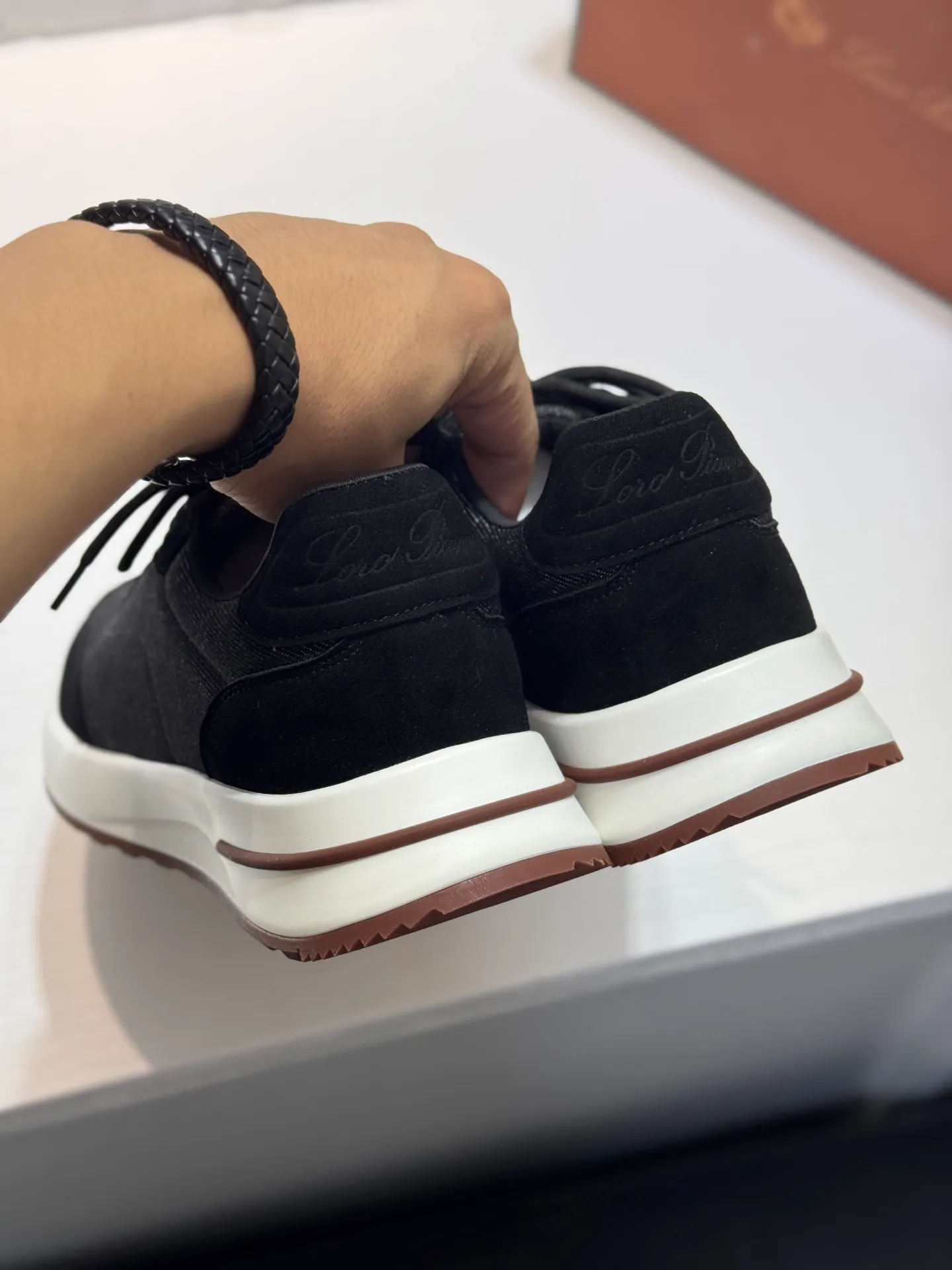 Men's men's shoes 💰440 [New style] 🪳🪳loro piana/LP material: The upper is made of umbrella cloth for routing. Anti-velvet fabric is wrapped on the front and back to ensure stability. The rear is equipped with a cushion to improve wearing comfort. Breathable mesh shoes. Stretch cloth lining𥚃. Latex mesh insole. TPU outsole. Code number: 38-44 (45 customized